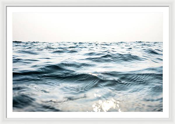 48" x 32" / White / White