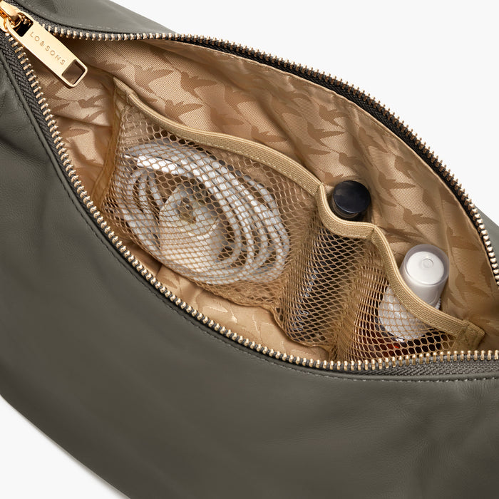 interior view of mesh pockets of Aoyama 2 Leather in Green