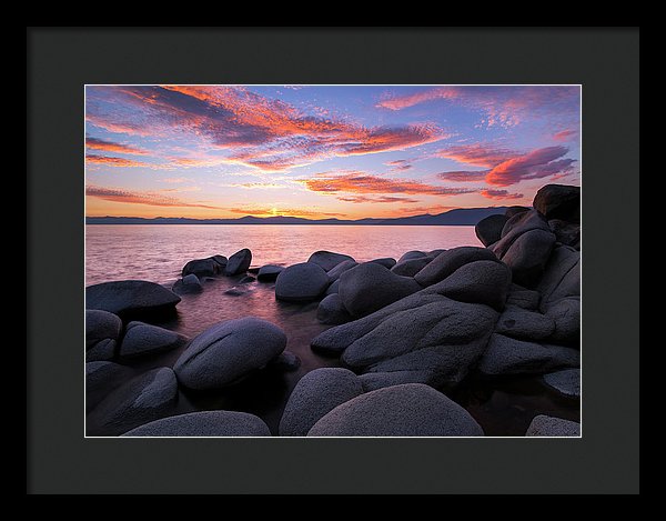 16.000" x 11.375" / Black / Black