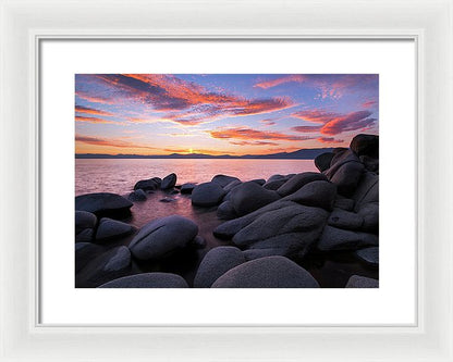 16.000" x 11.375" / White / White