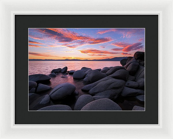 16.000" x 11.375" / White / Black