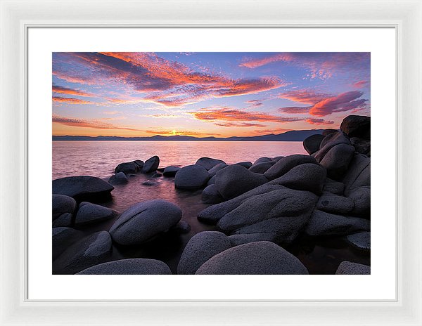 24.000" x 16.875" / White / White