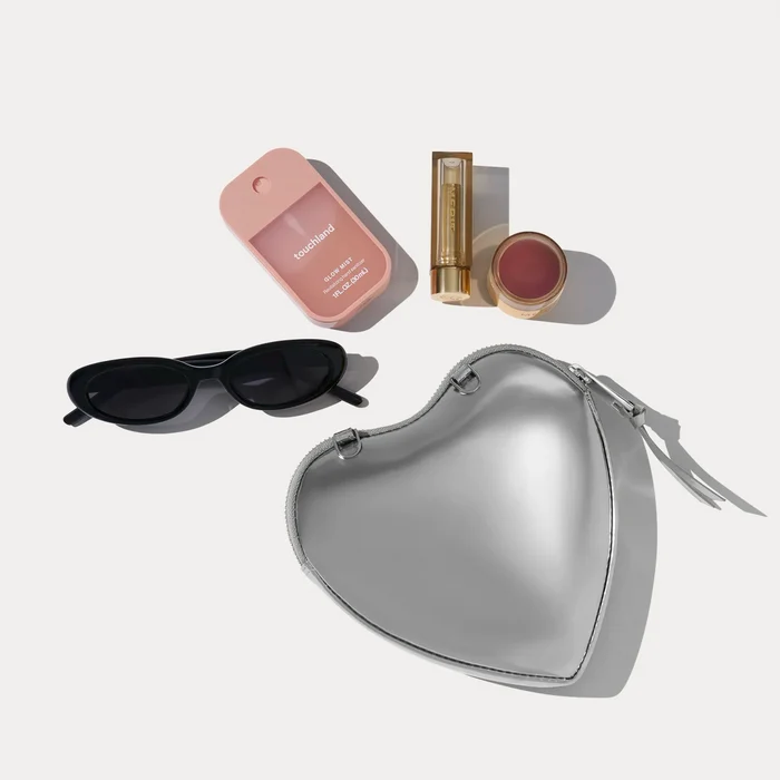 Expanded Heart Pouch - Silver Patent/Silver