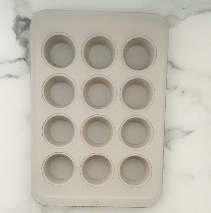Metal Ceramic Coated Bakeware 12-Cup Muffin Pan Storm Blue