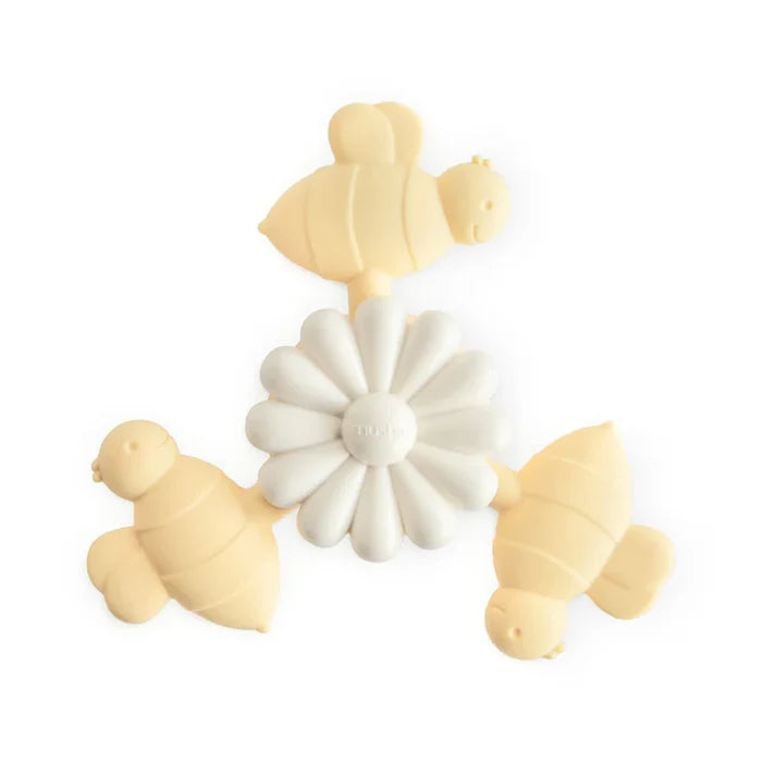 Mushie - Suction Spinner Toy - Bee - Mabel & Fox