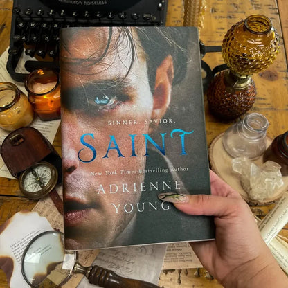 Saint Exclusive Luxe Edition