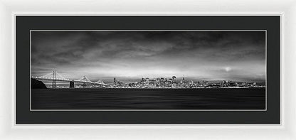30.000" x 10.250" / White / Black