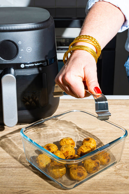 Set of 2 air fryer dishes with handles - glass and metal