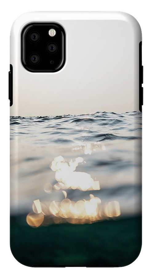 Tahoe Shimmering smoke - Phone Case