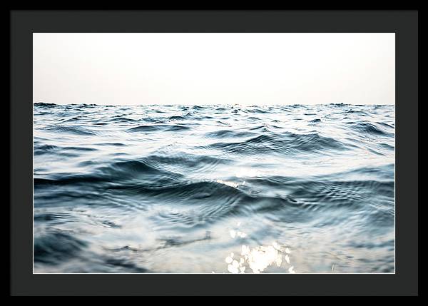 30" x 20" / Black / Black
