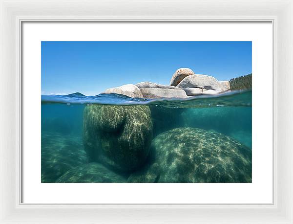 20" x 13.5" / White / White