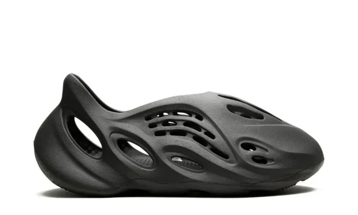 Yeezy Foam Runner Carbon YEEZY Foam Runner