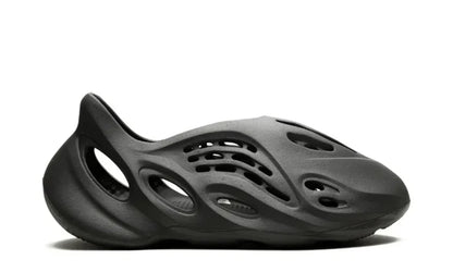 Yeezy Foam Runner Carbon YEEZY Foam Runner