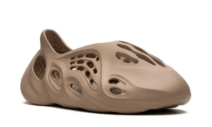 Yeezy Foam Runner Clay Taupe YEEZY Foam Runner